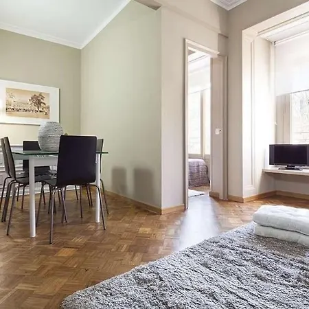 Apartmán 4-bedroom In Eixample 105 *